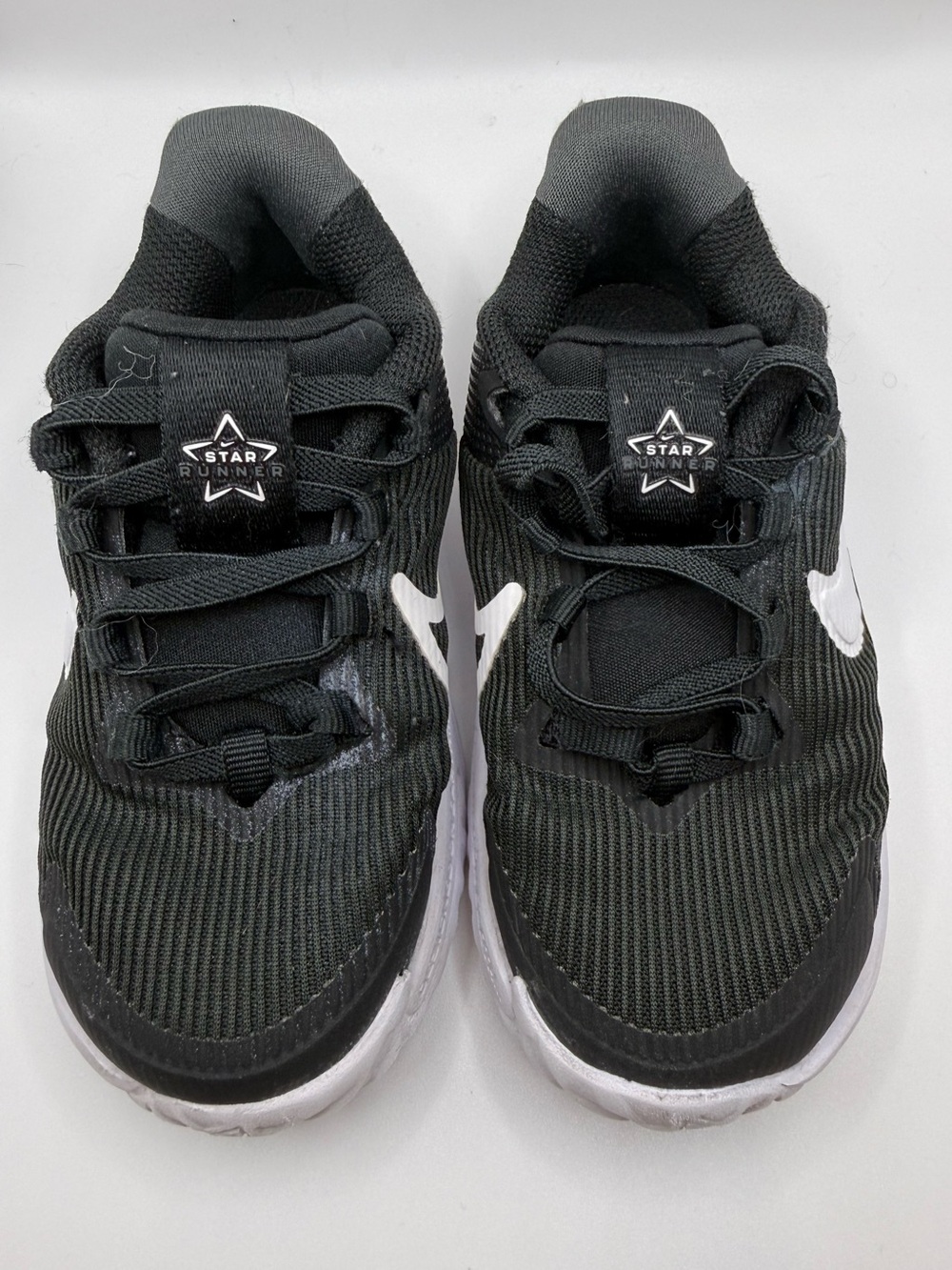 Nike Kids Black and White Star Runner Sneakers